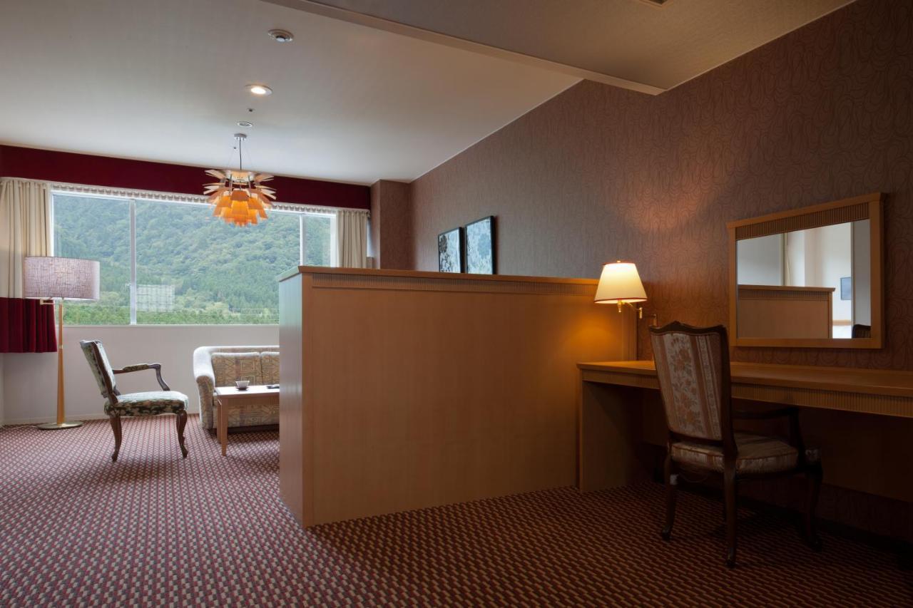 Hotel Morinokaze Tateyama‎ Toyama Station Екстериор снимка
